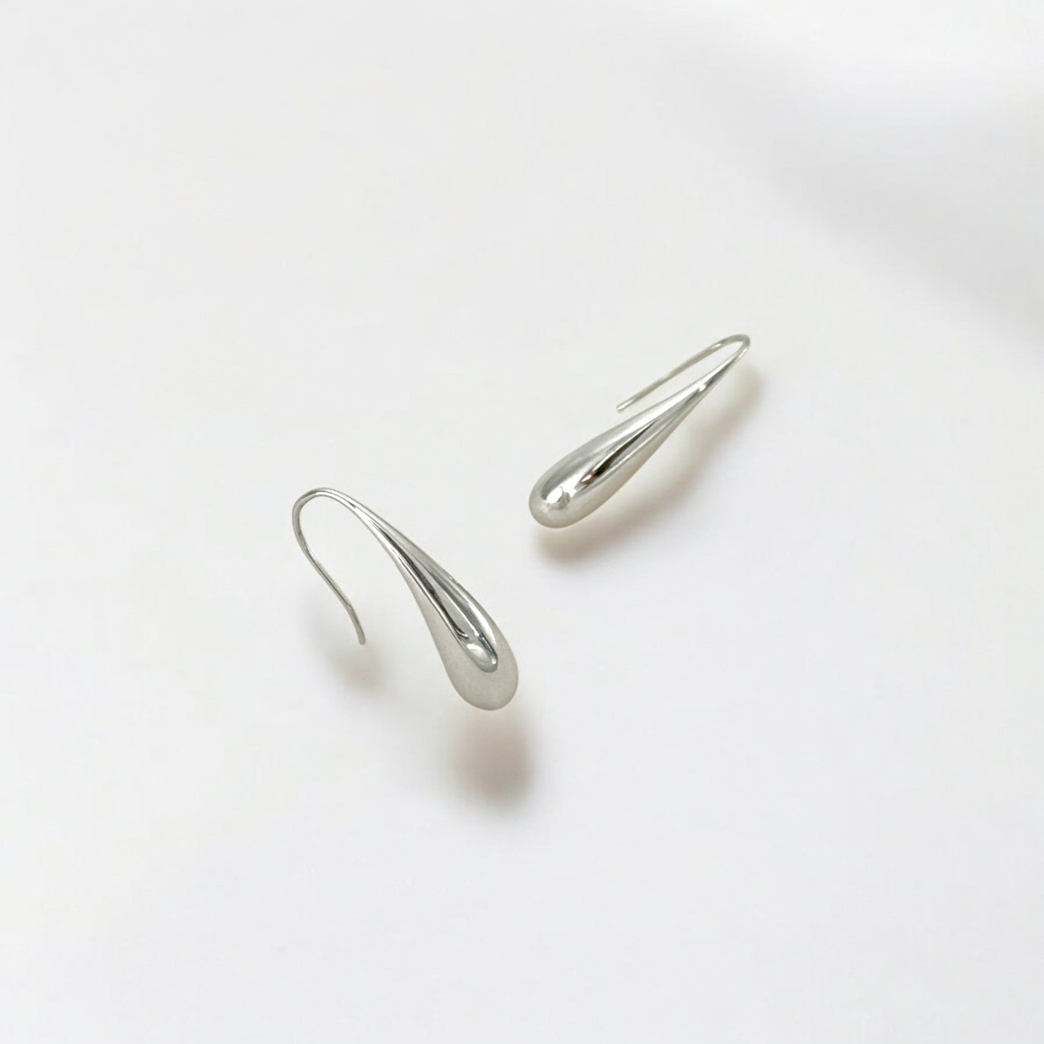 Silver Threader Teardrop Earrings - Droplet made from sterling silver with rhodium finish, minimalist design by Hermin Jewelry