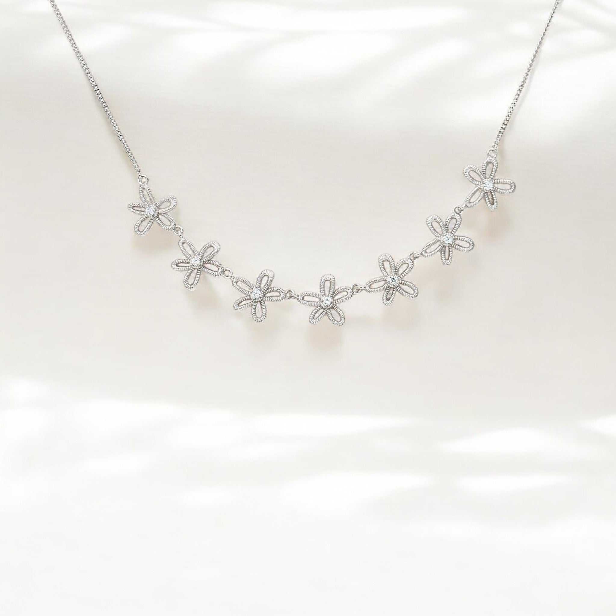 Silver Daisy Chain Necklace | CZ Flower - Everbloom – Hermin